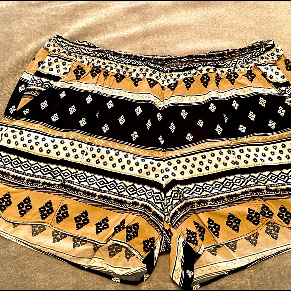 Old Navy Shorts (XL)